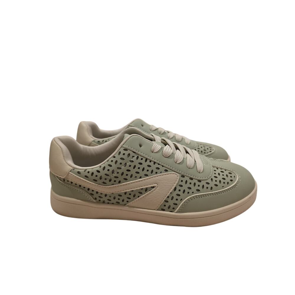 DV Dolce Vita Perforated Sneakers Sage Green Lace Up Casual Size 6.5